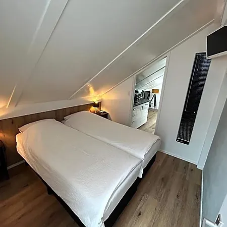 Boetje 51 3* Den Burg